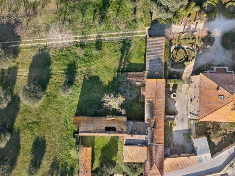 Historic Stone Estate with Val d’Orcia Views & Development Potential , Tuscany 