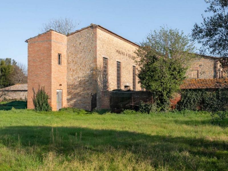 Historic Stone Estate with Val d’Orcia Views & Development Potential , Tuscany 