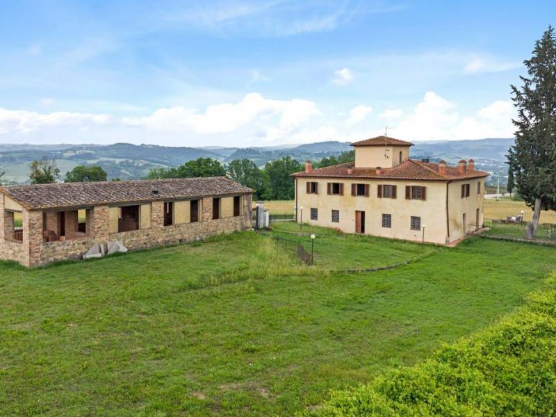 Country House/Farmhouse for sale for sale in Siena - San Gimignano , 