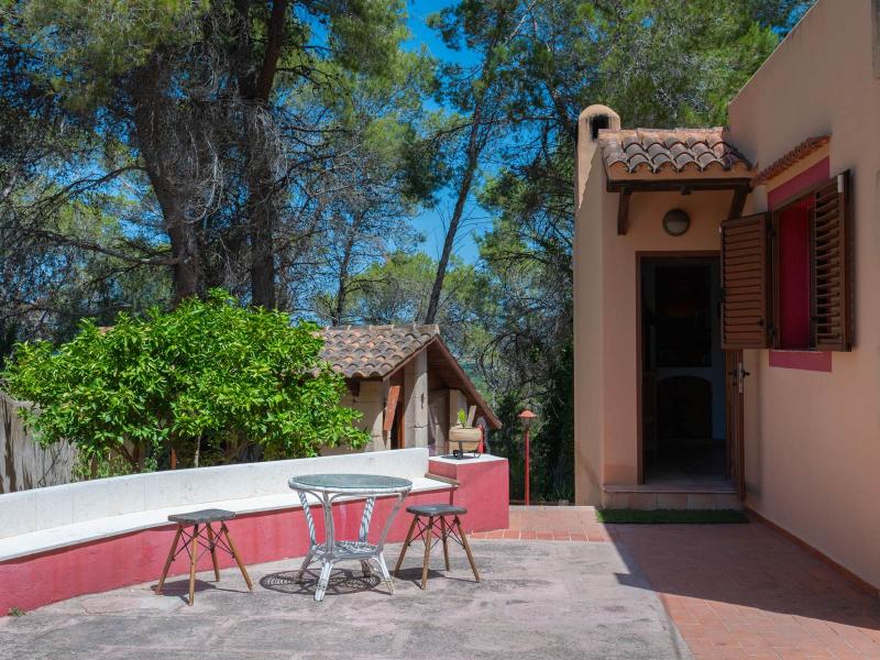 Charming Countryside Villa for Sale in Benimussa, Ibiza , 