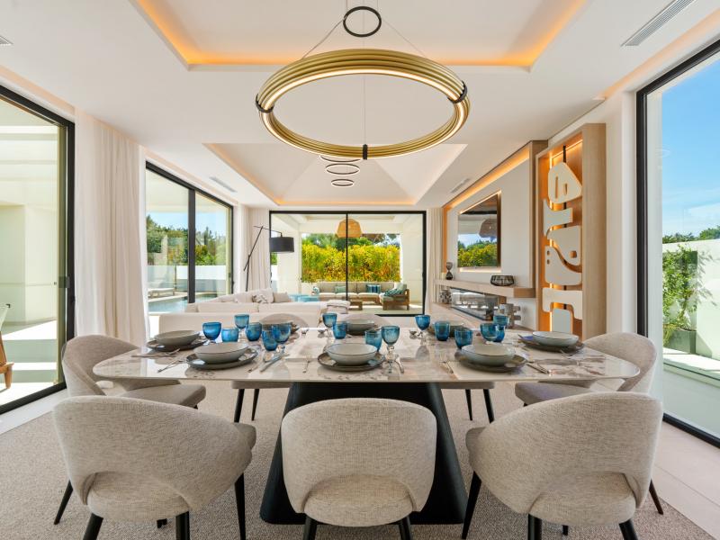 Contemporary Luxury Villa for Sale in San Pedro de Alcántara, Marbella , San Pedro 