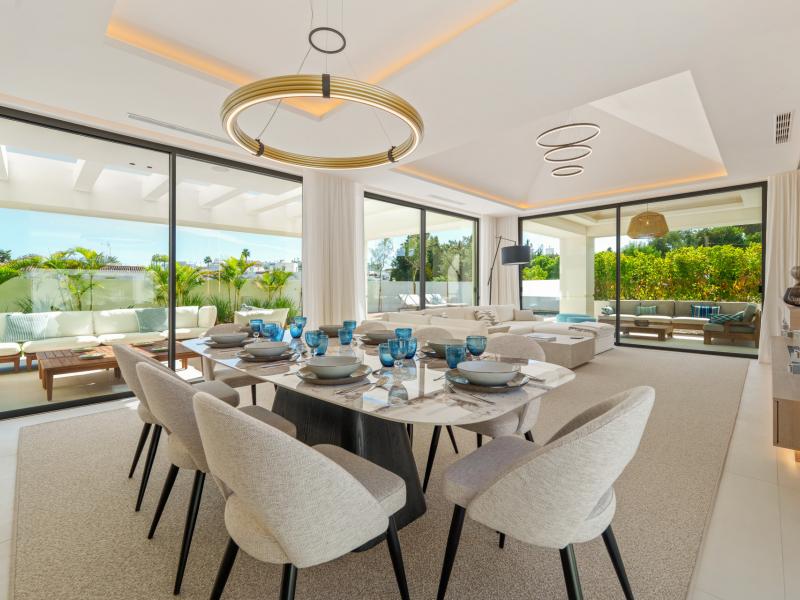 Contemporary Luxury Villa for Sale in San Pedro de Alcántara, Marbella , San Pedro 