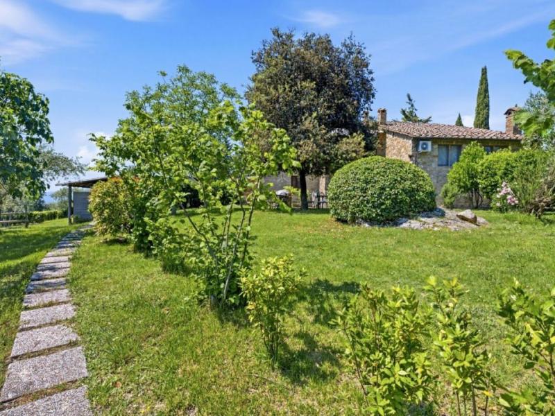 Farm for sale for sale in Siena - Castellina In Chianti , 