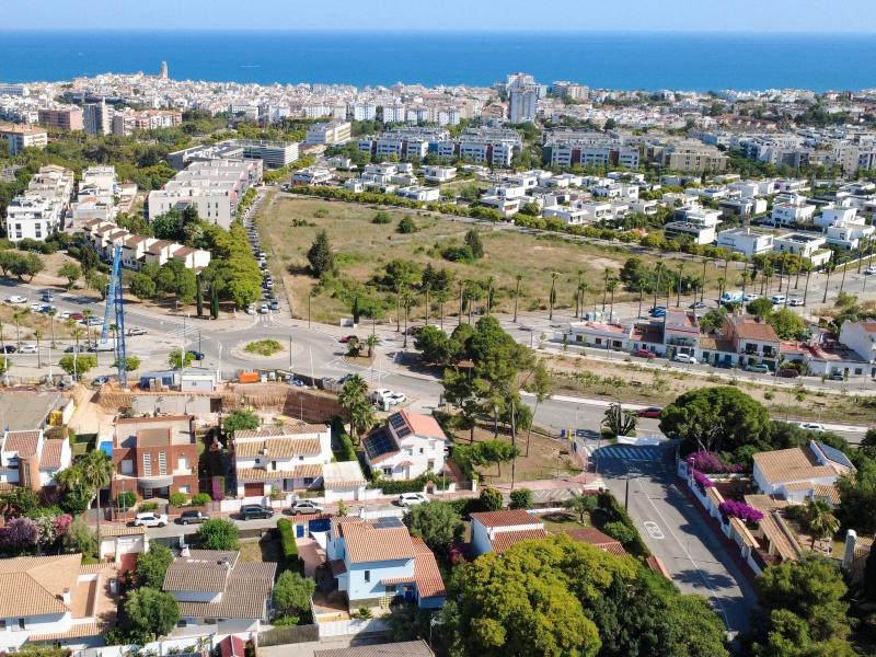 Spacious Family Home , Sitges 