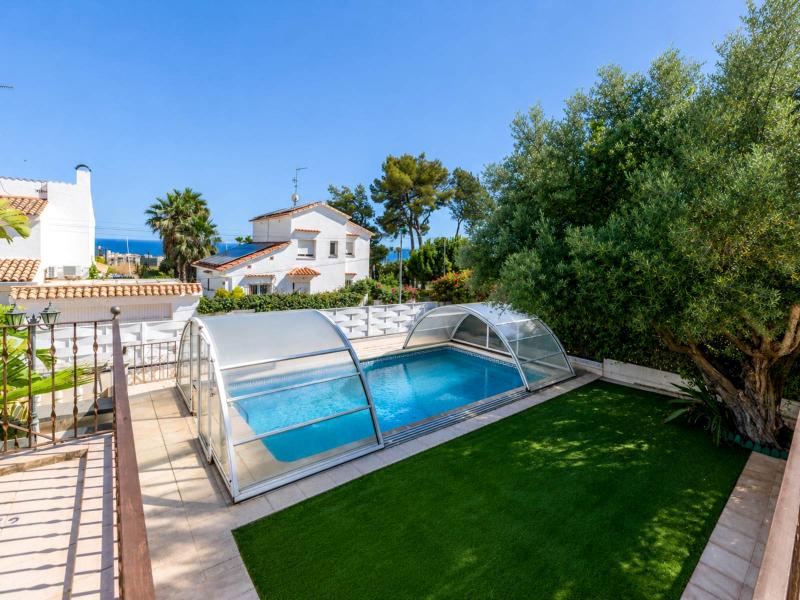 Spacious Family Home , Sitges 