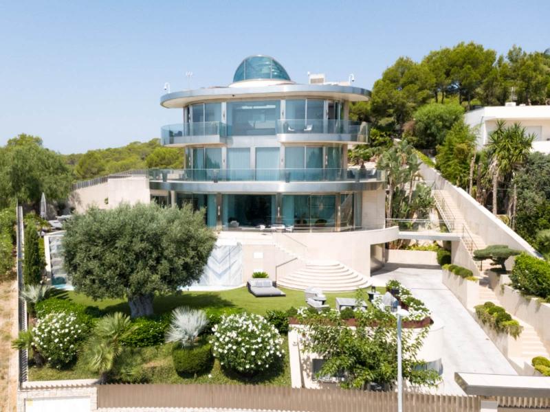 Luxury Villa for Sale in Can Girona , Sitges 