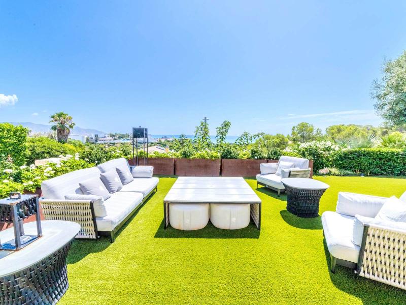 Luxury Villa for Sale in Can Girona , Sitges 