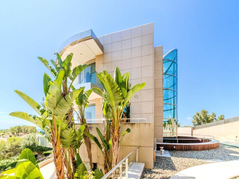 Luxury Villa for Sale in Can Girona , Sitges 