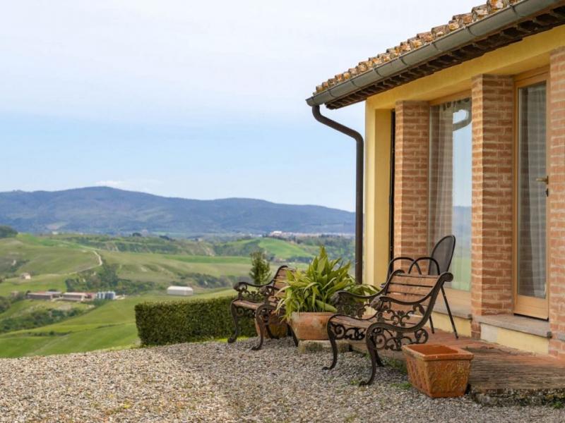 Sustainable Country Estate for Sale in Siena with Agriturismo, 65 Hectares & Panoramic Crete Senesi Views , Tuscany 
