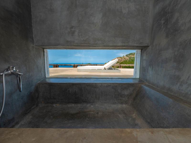 Minimalist 7-Bedroom Sea View Villa , North 