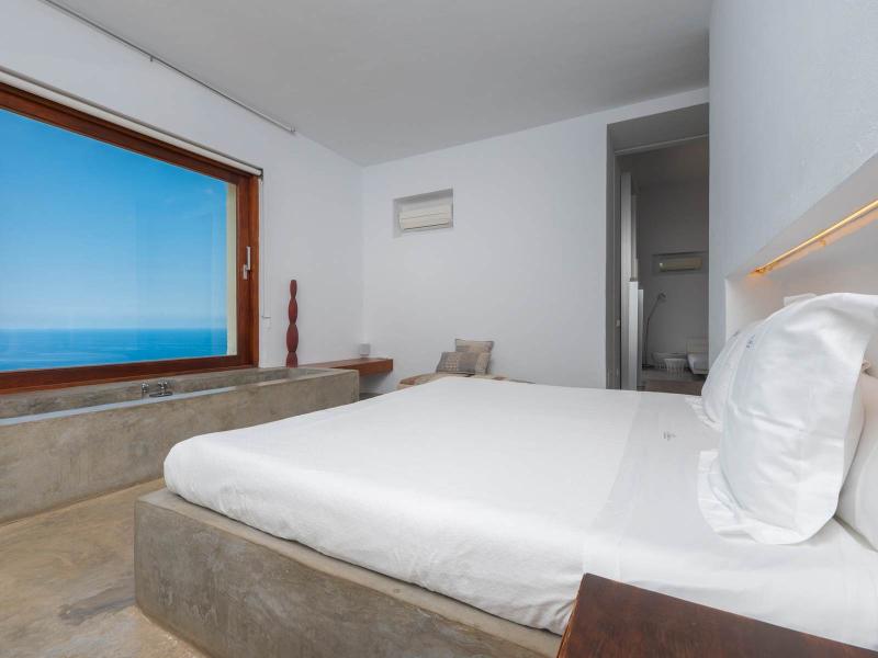 Minimalist 7-Bedroom Sea View Villa , North 