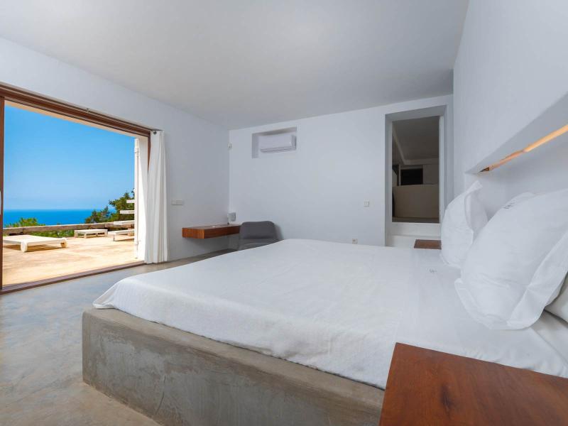 Minimalist 7-Bedroom Sea View Villa , North 