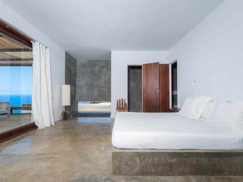 Minimalist 7-Bedroom Sea View Villa , North 