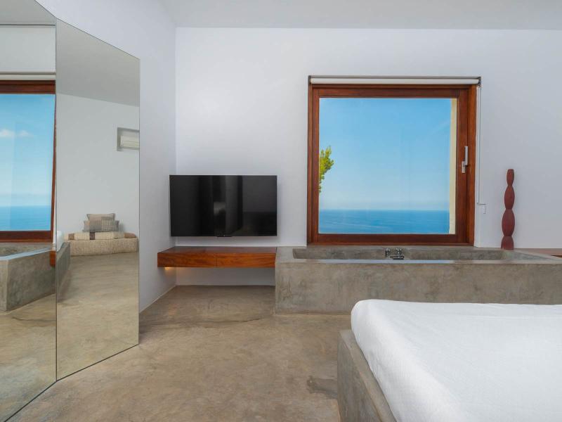 Minimalist 7-Bedroom Sea View Villa , North 