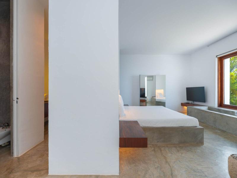 Minimalist 7-Bedroom Sea View Villa , North 