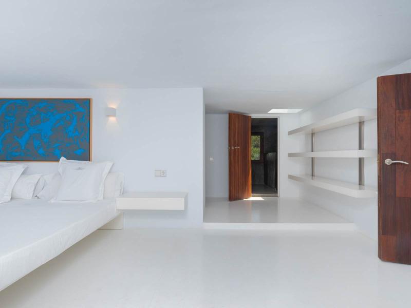 Minimalist 7-Bedroom Sea View Villa , North 