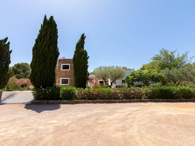 Authentic Luxury Finca for Sale Near Ibiza Golf , East , Santa Eulària des Riu 