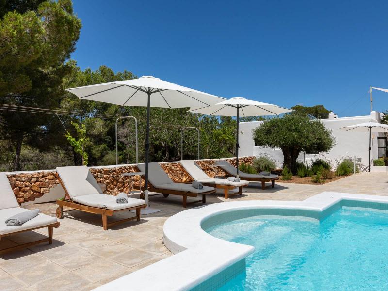 Authentic Luxury Finca for Sale Near Ibiza Golf , East , Santa Eulària des Riu 