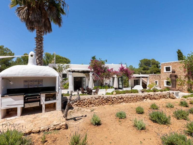 Authentic Luxury Finca for Sale Near Ibiza Golf , East , Santa Eulària des Riu 