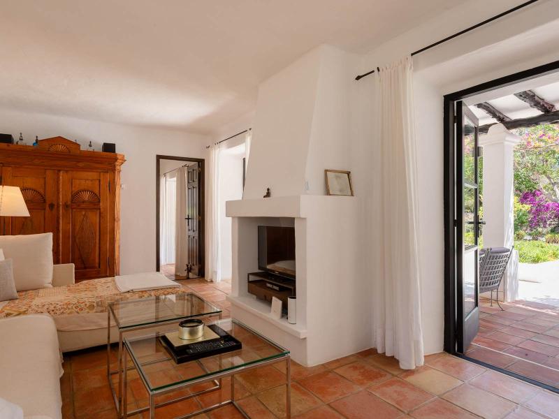 Authentic Luxury Finca for Sale Near Ibiza Golf , East , Santa Eulària des Riu 