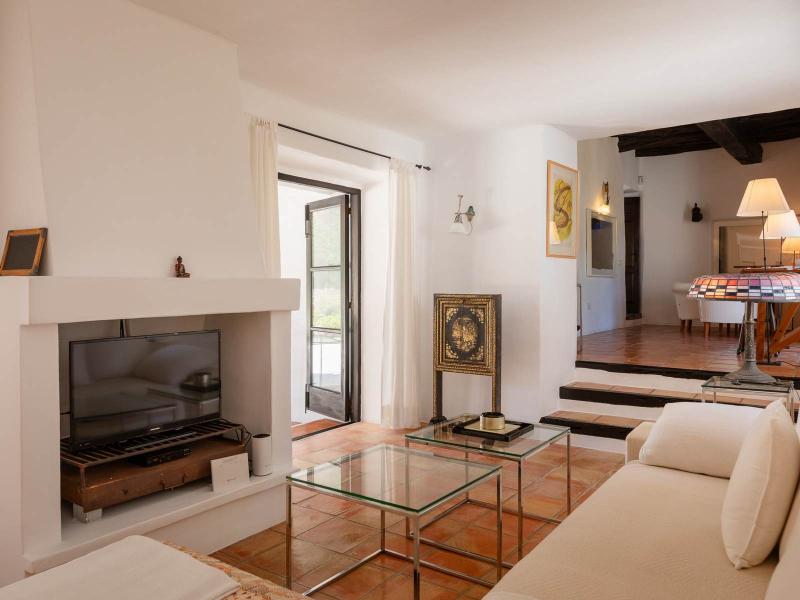 Authentic Luxury Finca for Sale Near Ibiza Golf , East , Santa Eulària des Riu 
