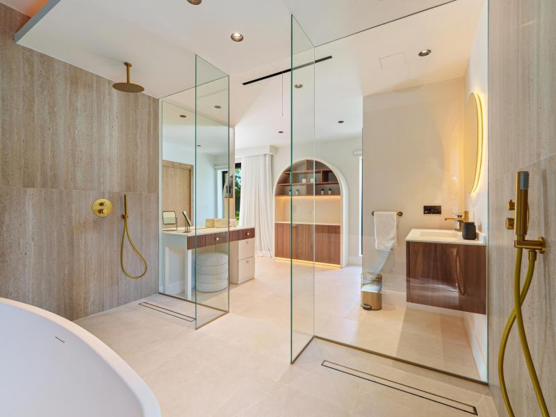 Contemporary Luxury Villa for Sale Near Puerto Banús, Marbella , Nueva Andalucia , Puerto Banus 