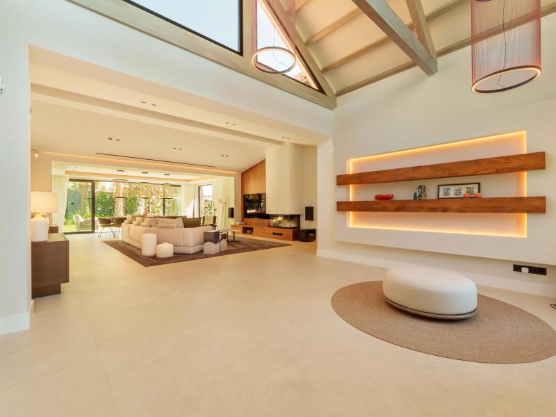 Contemporary Luxury Villa for Sale Near Puerto Banús, Marbella , Nueva Andalucia , Puerto Banus 