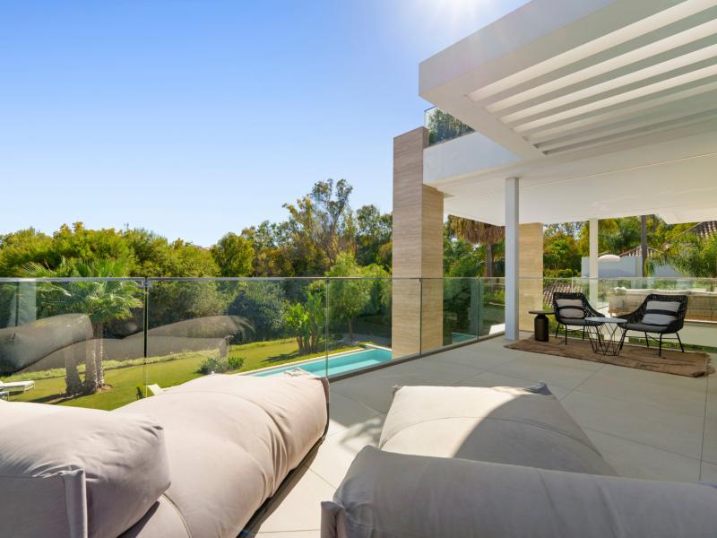 Luxury Villa for Sale in Altos de Puente Romano, Marbella Golden Mile , Marbella 