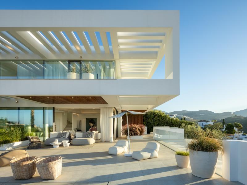Luxury Contemporary Villa for Sale in La Quinta, Marbella , Benahavis 