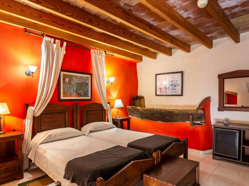 Historic Luxury Estate for Sale in Pla de Mallorca , Central 