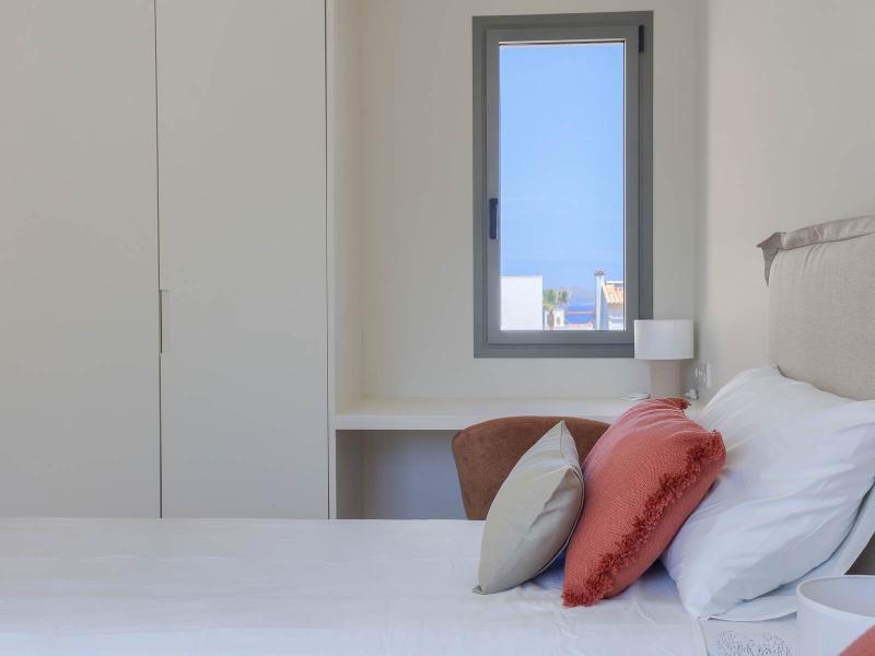 Contemporary Luxury Villa for Sale in Colònia de Sant Pere, Mallorca , East 