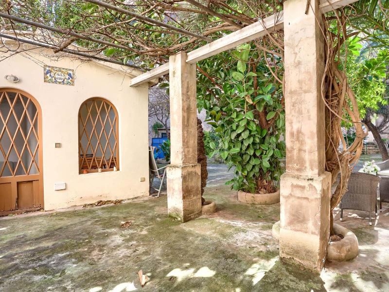 Luxury Apartment for Sale in Palma Mallorca Old Town with Private Garden , Palma 