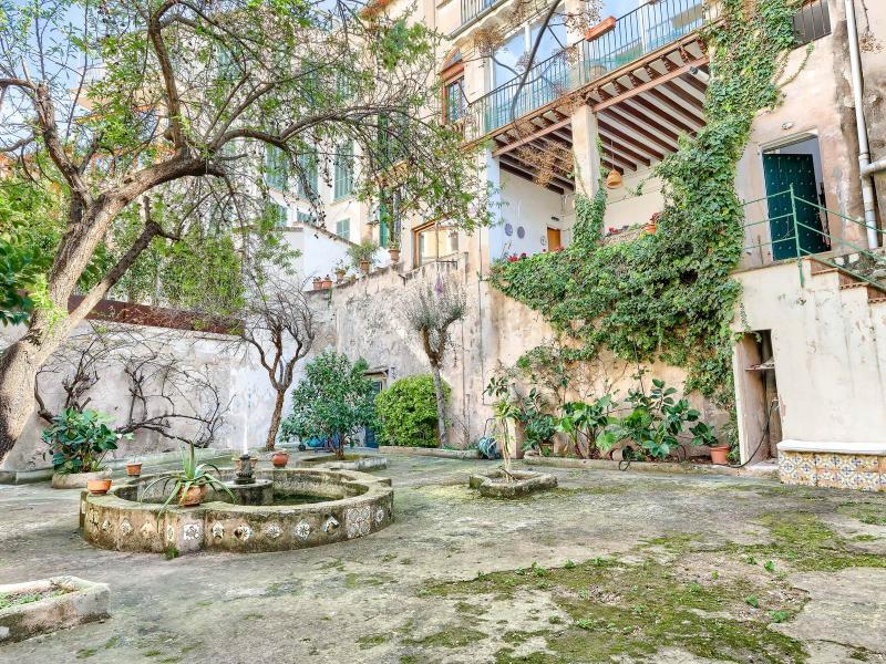 Luxury Apartment for Sale in Palma Mallorca Old Town with Private Garden , Palma 
