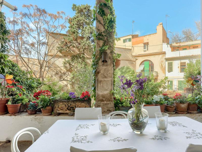 Luxury Apartment for Sale in Palma Mallorca Old Town with Private Garden , Palma 