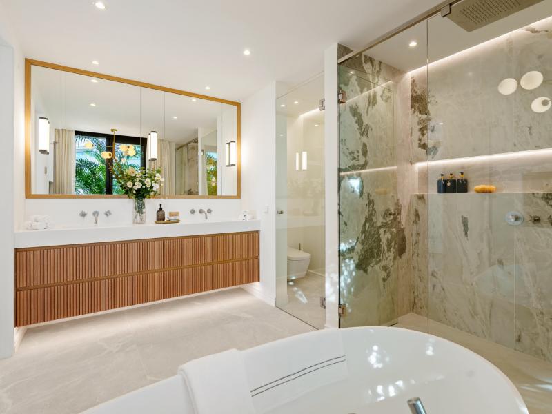 Modern Mediterranean Villa for Sale in La Quinta, Marbella , Benahavis 