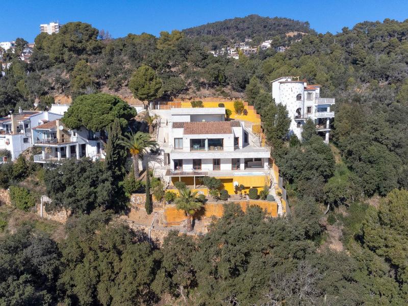 Exclusive Modern Villa for Sale , Costa Brava 