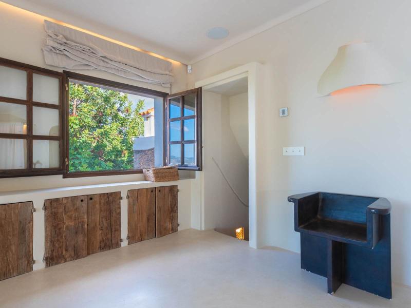 Renovated finca with 7 en-suite bedrooms, sea views, pool, and tourist rental licence for sale , Ibiza , San Jose 