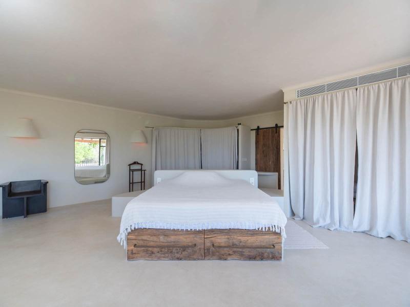 Renovated finca with 7 en-suite bedrooms, sea views, pool, and tourist rental licence for sale , Ibiza , San Jose 