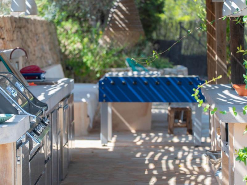 Renovated finca with 7 en-suite bedrooms, sea views, pool, and tourist rental licence for sale , Ibiza , San Jose 