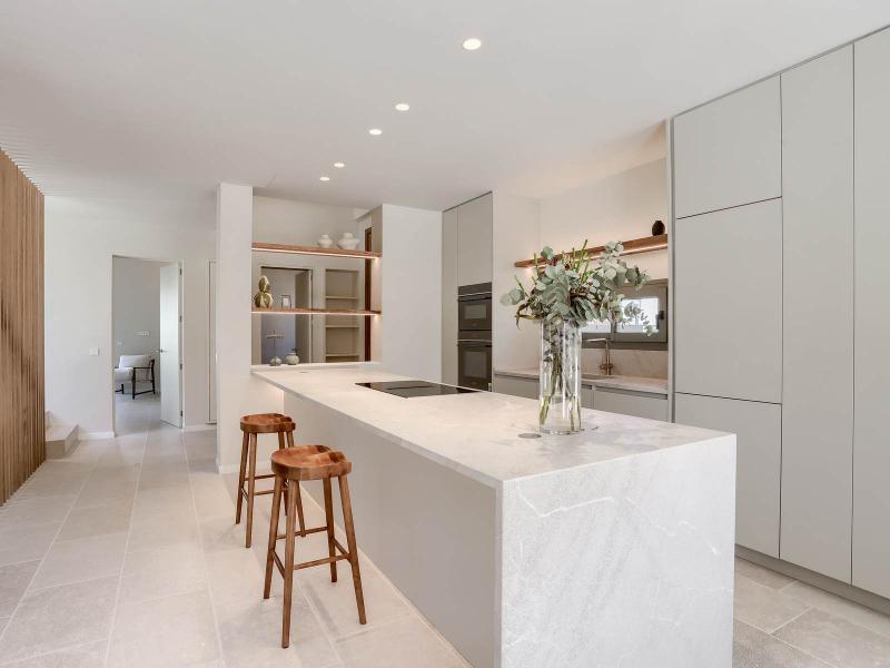 Contemporary Luxury Villa for Sale in Colònia de Sant Pere, Mallorca , East 