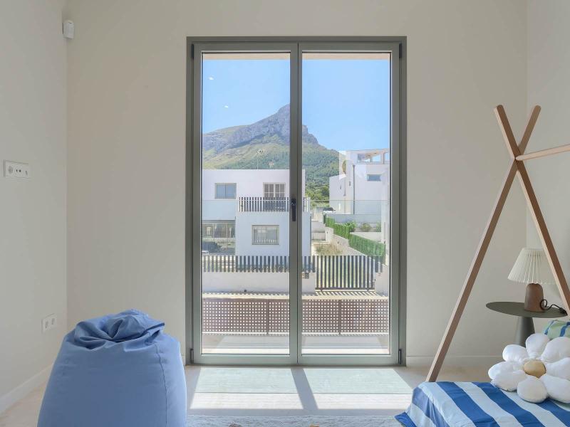Contemporary Luxury Villa for Sale in Colònia de Sant Pere, Mallorca , East 