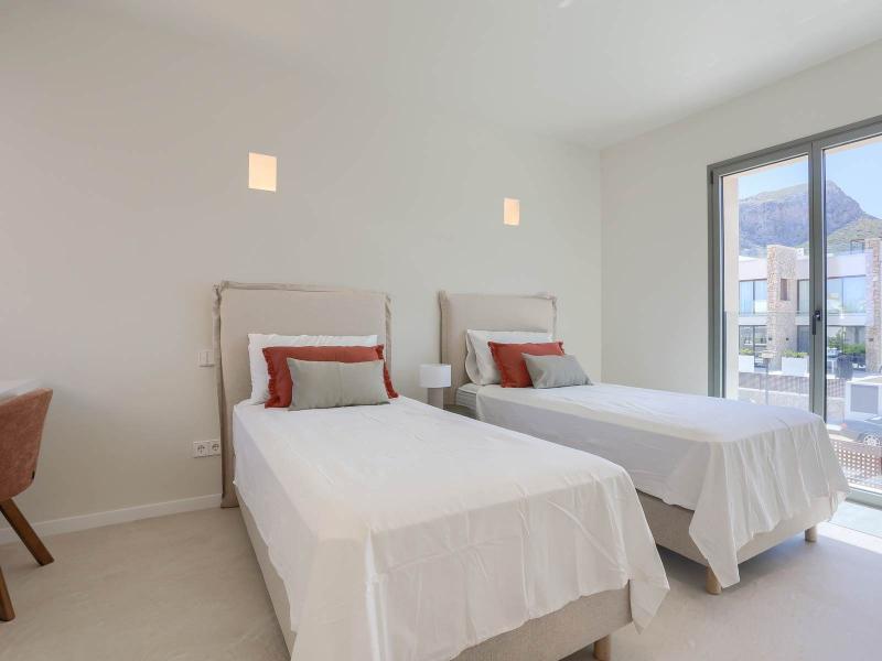 Contemporary Luxury Villa for Sale in Colònia de Sant Pere, Mallorca , East 