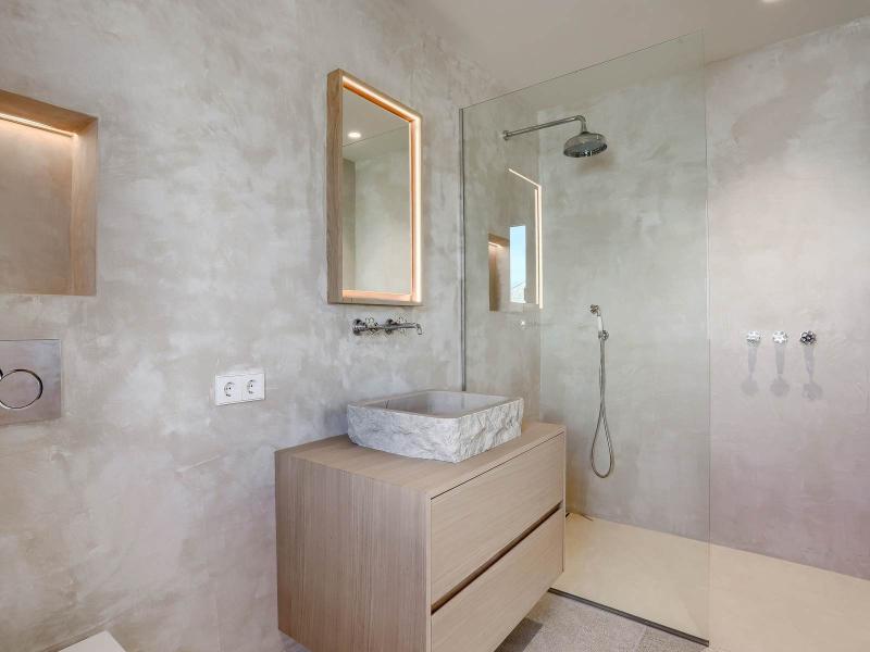 Contemporary Luxury Villa for Sale in Colònia de Sant Pere, Mallorca , East 