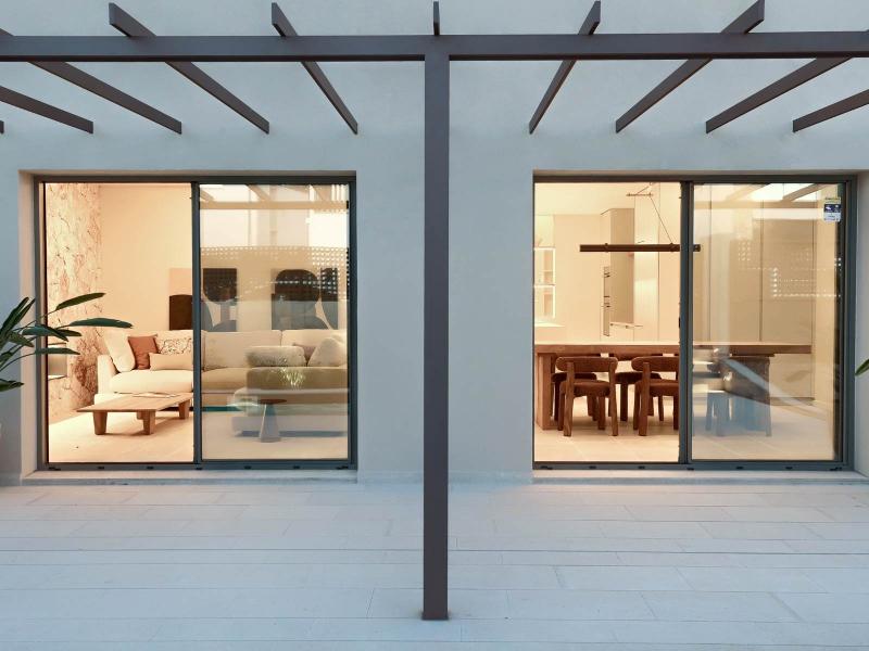 Contemporary Luxury Villa for Sale in Colònia de Sant Pere, Mallorca , East 