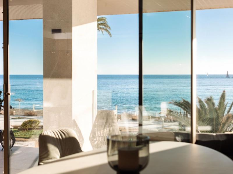 Ground-Level Sea Front Apartment for Sale in Portixol, Palma , Illes Balears , Palma 