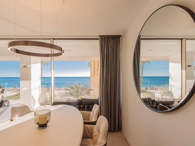 Ground-Level Sea Front Apartment for Sale in Portixol, Palma , Illes Balears , Palma 