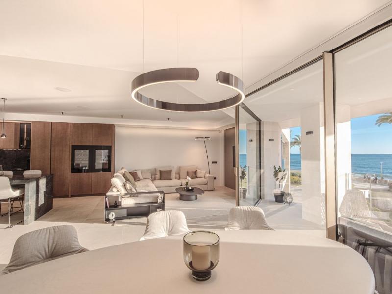 Ground-Level Sea Front Apartment for Sale in Portixol, Palma , Illes Balears , Palma 