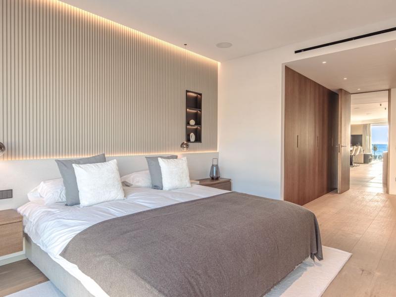 Ground-Level Sea Front Apartment for Sale in Portixol, Palma , Illes Balears , Palma 