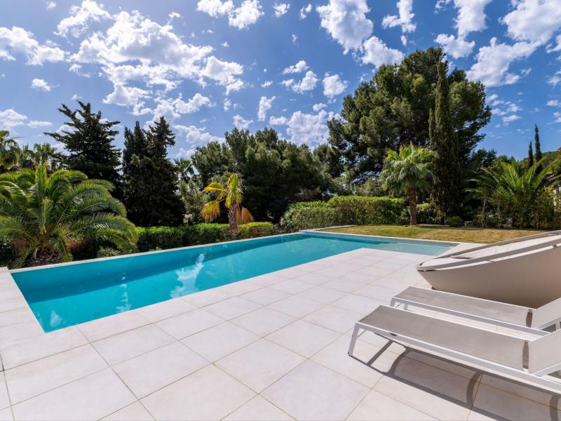Villa for sale in Mallorca - Camp de Mar , Andratx , Illes Balears 