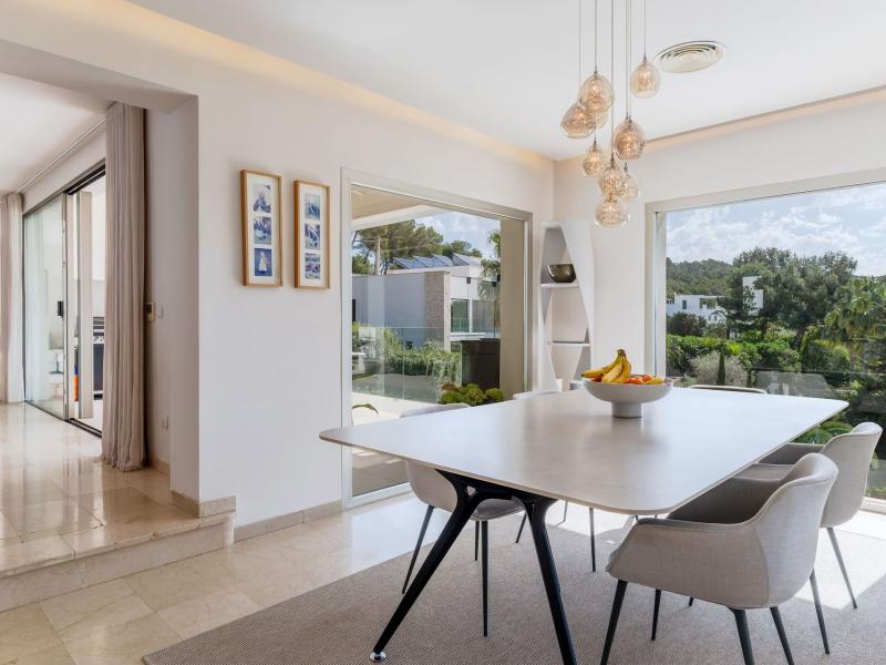 Villa for sale in Mallorca - Camp de Mar , Andratx , Illes Balears 